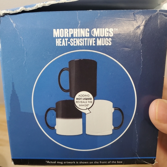 DC Comics Aquaman Color Changing Coffee Mug - Picture 7 of 8